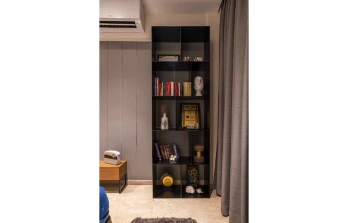 Castlerock-Hiranandani, Powai — bedroom